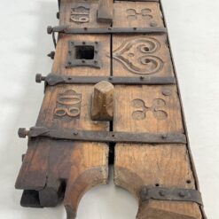 Senovinė iškaba/dekoracija iš medžio ir metalo 21x109x38 cm