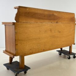 Ąžuolinė keturių durų ir dviejų stalčių komoda 51x220x126 cm