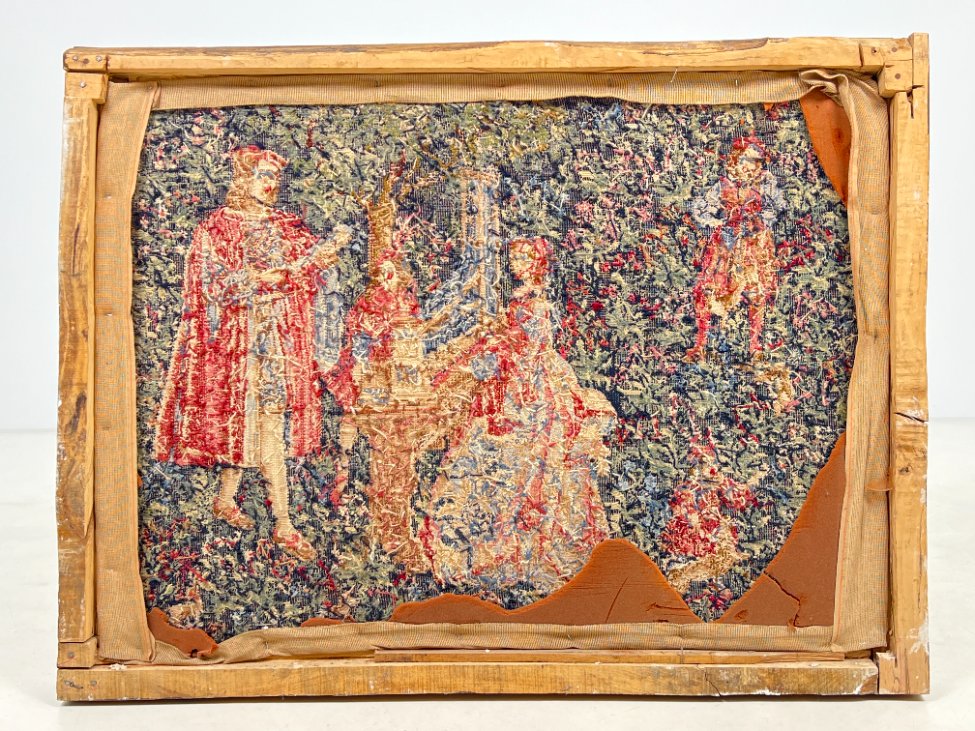 DJ0432-gobelenai-10 Rankų darbo Viduramžių tematikos gobelenas ąžuoliniame rėme 127x97x11 cm