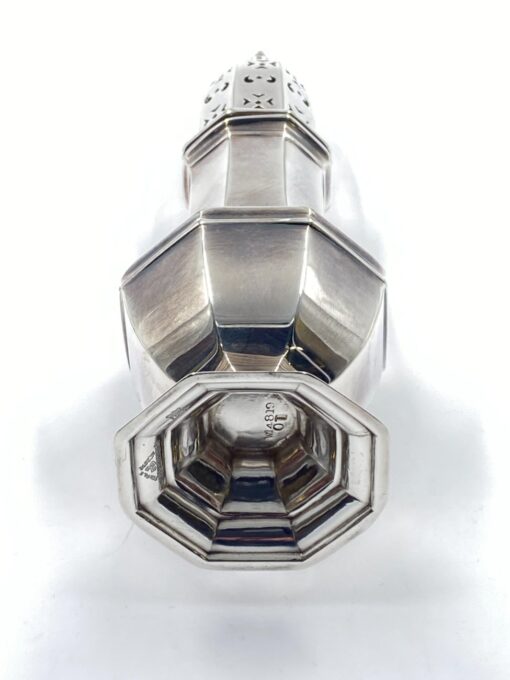“Mappin & Webb” sidabruoto metalo prieskoninė 7x7x17 cm