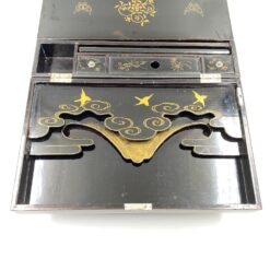 Japoniška medinė lakuota rašymo dėžutė 26x41x18,5 cm