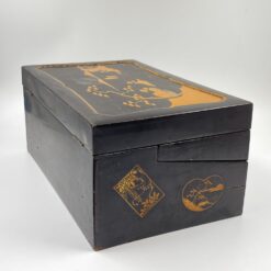 Japoniška medinė lakuota rašymo dėžutė 26x41x18,5 cm