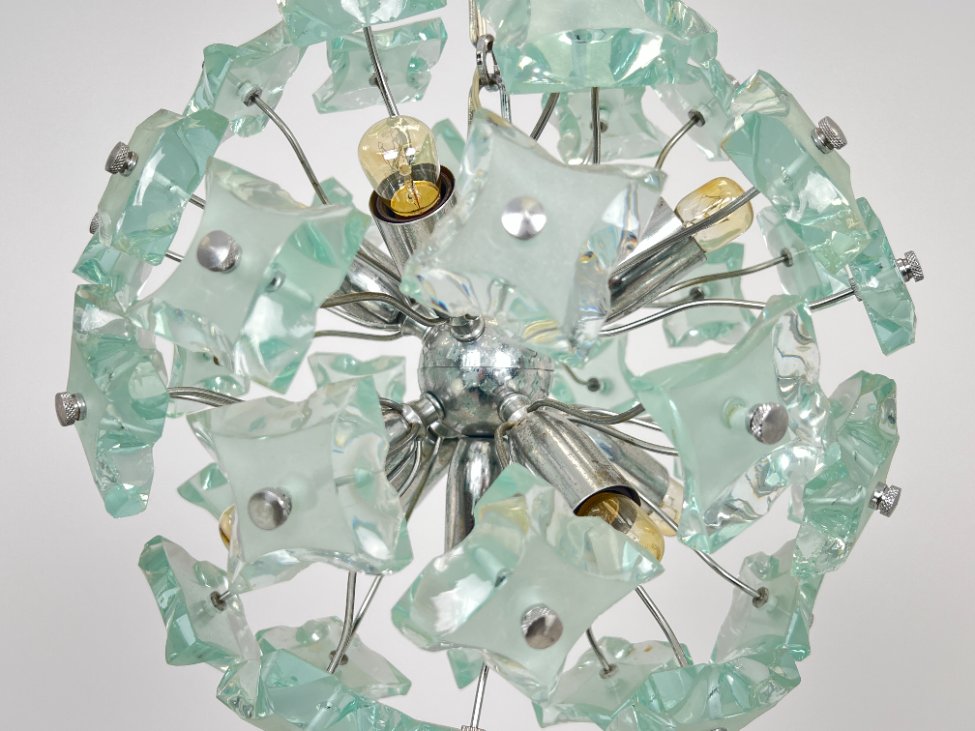 DJ0451-pakabinami-sviestuvai-3 Itališkas “Fontana Arte” pakabinamas šviestuvas su stiklu 35x35x59 cm