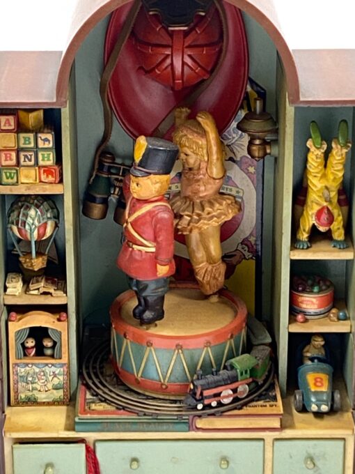 Vintažinė “Enesco” muzikinė dėžutė (NEVEIKIANTI) 11x13x23 cm