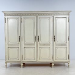 Provanso stiliaus medinė keturių durų spinta 65x236x196 cm