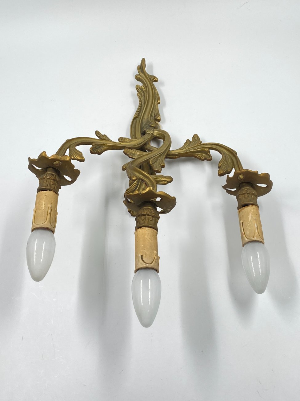 DJ0479-sieniniai-sviestuvai-6 Žalvarinių sieninių šviestuvų 2 vnt. komplektas 15x33x47 cm