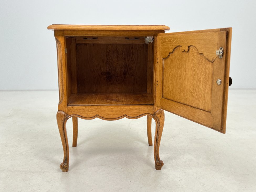 DK0004-spinteles-8 Ąžuolinės spintelės 2 vnt. komplektas 36x52x64 cm