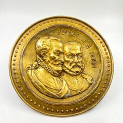 Žalvarinis bareljefas su grafų Egmont ir Horn atvaizdu 3×31,5×31,5 cm