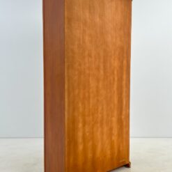 Pastatoma riešutmedžio knygų lentyna 35,5x100x189 cm