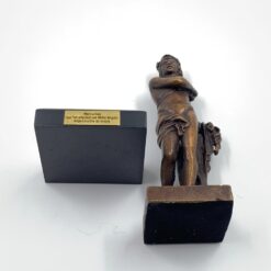 Bronzinė Merkurijaus statula ant medinio postamento 6,5×6,5×16 cm