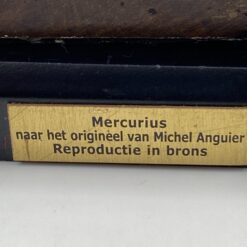 Bronzinė Merkurijaus statula ant medinio postamento 6,5×6,5×16 cm