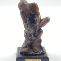 Bronzinė moters plaunančios kojas statula ant postamento 6,5×6,5×13 cm