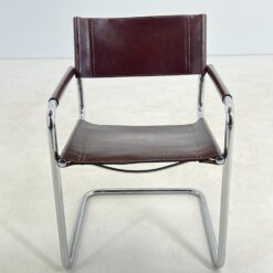 Bauhaus stiliaus metaliniai krėslai su oda 2 vnt. komplektas 56x56x80 cm, 45 cm