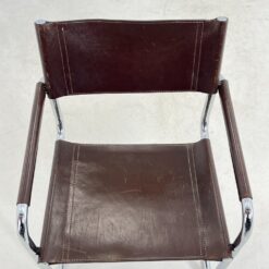 Bauhaus stiliaus metaliniai krėslai su oda 2 vnt. komplektas 56x56x80 cm, 45 cm