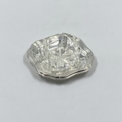 Stiklinis indelis su sidabruoto metalo padėkliuku 7,5×7,5×3 cm