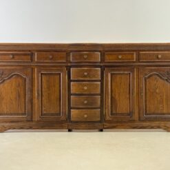 Ąžuolinė ilga keturių durų ir devynių stalčių komoda 60x271x116 cm