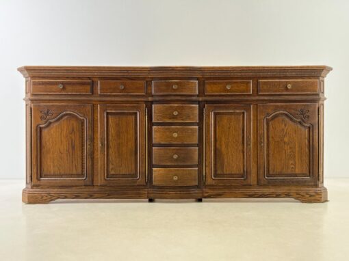 Ąžuolinė ilga keturių durų ir devynių stalčių komoda 60x271x116 cm
