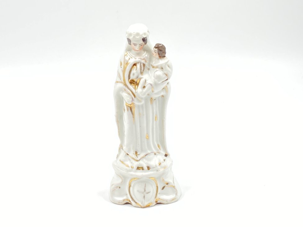 DK0100-religines-skulpturos-ir-paveikslai-2 Porcelianinė Švč. Mergelės Marijos su Kūdikėliu Jėzumi statula 7x9x20 cm
