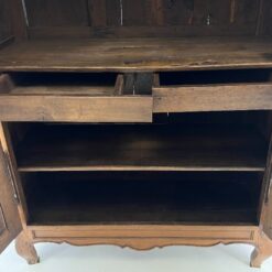 Senovinė ąžuolinė dviejų durų spinta 69x161x219 cm