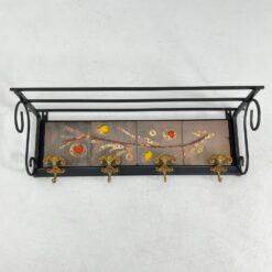Vintažinė metalinė sieninė kabykla su keramikinėmis plytelėmis 24x70x26 cm