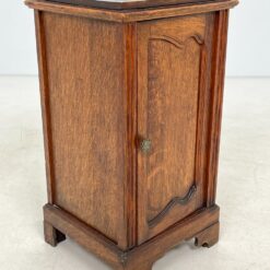 Senovinė ąžuolinė spintelė 36x38x71 cm