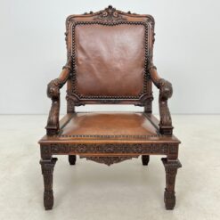 Baroko stiliaus drožinėtas ąžuolinis krėslas su oda 67x73x111 cm, 40 cm