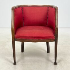 Art Deco stiliaus riešutmedžio fotelis raudonu gobelenu 56x59x75 cm, 43 cm