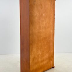 Pastatoma riešutmedžio knygų lentyna 35,5x100x189 cm