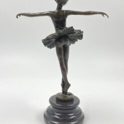 “J. B. Deposee” bronzinė balerinos statula ant postamento 10x21x29,5 cm