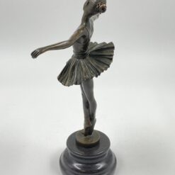 “J. B. Deposee” bronzinė balerinos statula ant postamento 10x21x29,5 cm