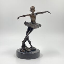 Bronzinė balerinos statula ant akmeninio postamento 13x19x27 cm