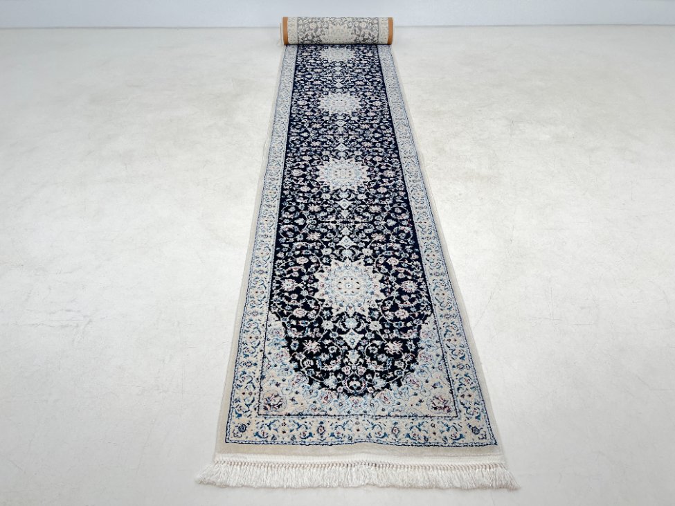 HK1022-kilimai-2 Gamyklinis sintetinis kiliminis takas “Nain” 518x78x0,8 cm