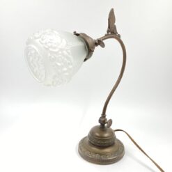 Reguliuojamas "Tiel Holland" žalvarinis stalinis švietuvas 37x15x42 cm