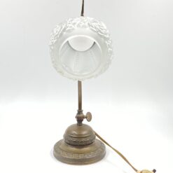 Reguliuojamas “Tiel Holland” žalvarinis stalinis švietuvas 37x15x42 cm