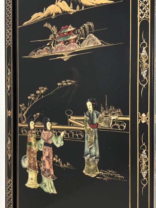 Rytietiška komoda su akmens dekoracijomis 57x100x153 cm