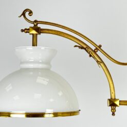 Žalvarinis pakabinamas dviejų šakų sietynas su stiklo gaubtais 26x110x79 cm