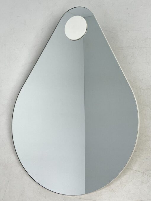 Modernus lašo formos veidrodis 2,5x65x87 cm
