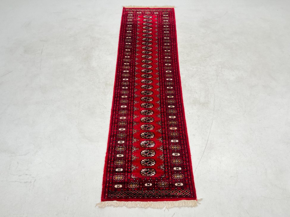 DJ0504-kilimai-2 Vilnonis rankų darbo kiliminis takas “Bukhara” 298x78x0,5 cm