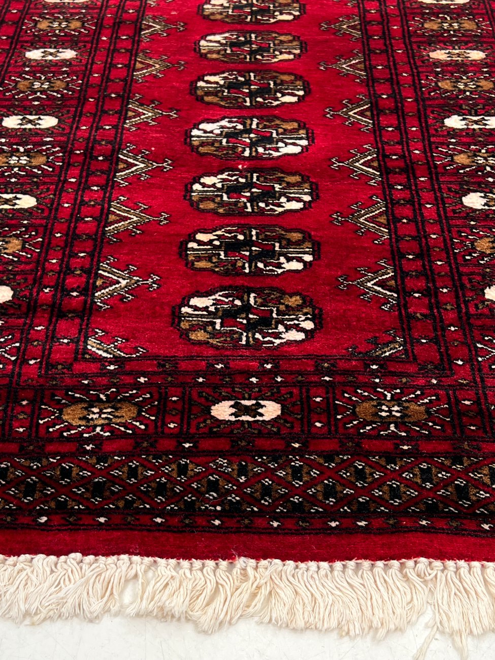 DJ0504-kilimai-7 Vilnonis rankų darbo kiliminis takas “Bukhara” 298x78x0,5 cm