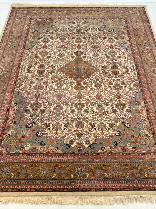 Vilnonis rankų darbo kilimas “Tabriz” 394x293x1 cm