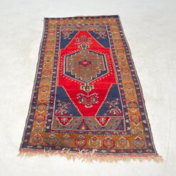 Vilnonis rankų darbo kilimas "Yahyale" 198x104x0,5 cm