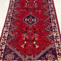 Vilnonis rankų darbo “Shiraz” kilimas 194x117x0,6 cm