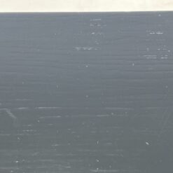 Juoda medinė trijų stalčių komoda 40×77,5×66,5 cm