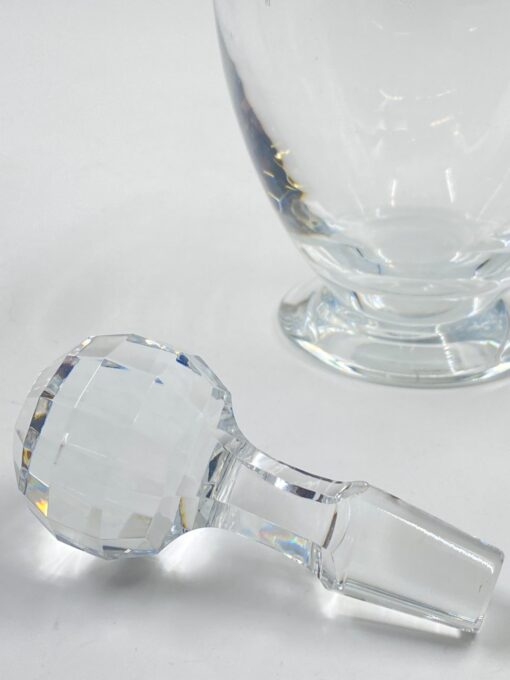 Krištolinis “Baccarat” grafinas 11x11x31 cm