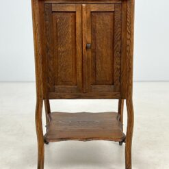 Ąžuolinė spintelė ant ratukų 53x54x97,5 cm