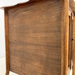 Ąžuolinė spintelė ant ratukų 53x54x97,5 cm