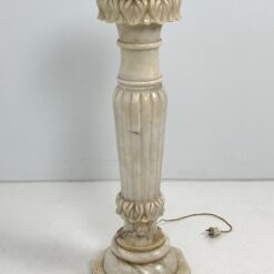Marmurinė kolona – šviestuvas 32,5×32,5×92 cm