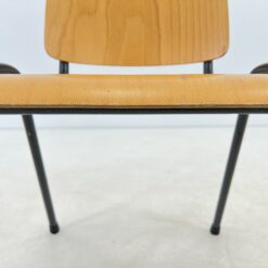 Beržo faneruotės kėdė metalinėmis kojomis 52x47x83 cm, 47 cm