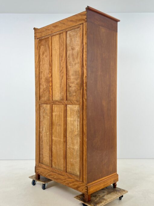 Bydermejerio stiliaus vienų durų spinta su veidrodžiu 59x105x211 cm