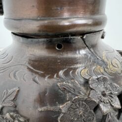 Rytietiškos bronzinės vazos 2 vnt. komplektas 27x27x54,5 cm